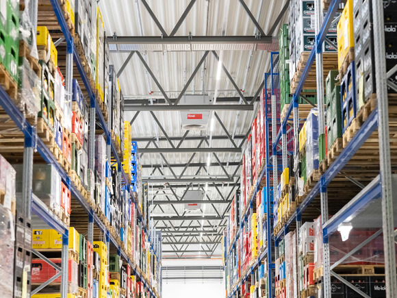 Lagerhalle-Logistikzentrum-Hallenklima_Hoval